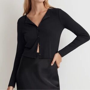 Madewell Ribbed Button Crewneck Cardigan in Black Size S